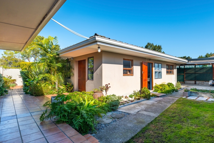 4 Bedroom Property for Sale in Bergsig Western Cape